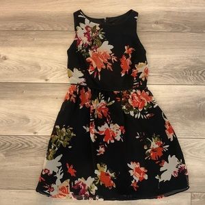ANN Taylor Loft Floral Dress 00p